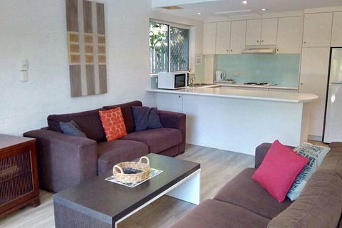Le Court Villas - Accommodation Sunshine Coast 7