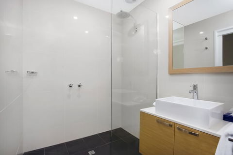 Mid City Warrnambool - Accommodation Sunshine Coast 3