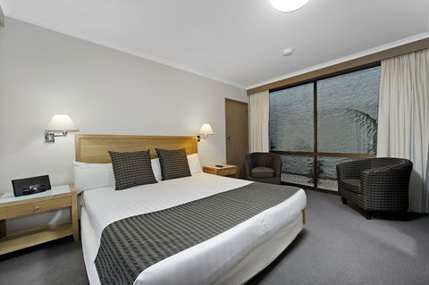 Mid City Warrnambool - Accommodation Sunshine Coast 4