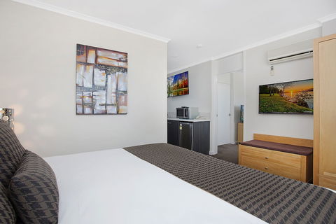 Mid City Warrnambool - Accommodation Sunshine Coast 5