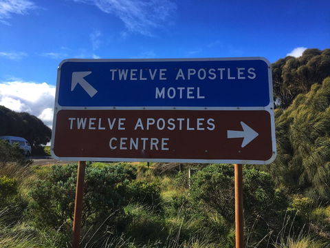 Twelve Apostles Motel & Country Retreat - Accommodation Sunshine Coast 1