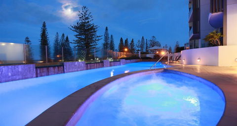 Oceans Mooloolaba - Accommodation Sunshine Coast 3