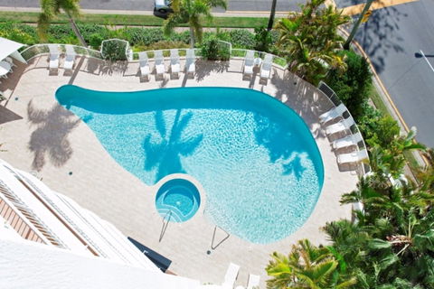 Crystal Bay On The Broadwater - Accommodation Sunshine Coast 3