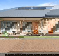 Coopers Colonial Motel - Accommodation Sunshine Coast