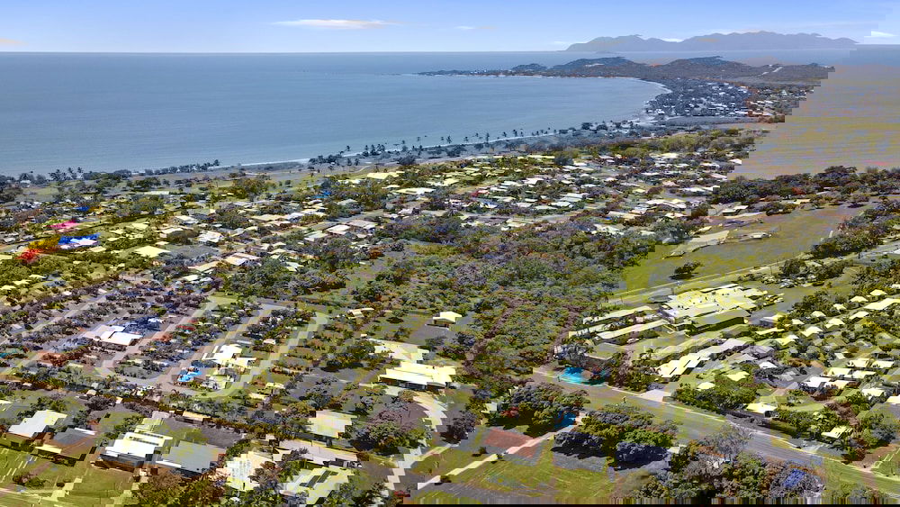 Bogie QLD Accommodation Sunshine Coast