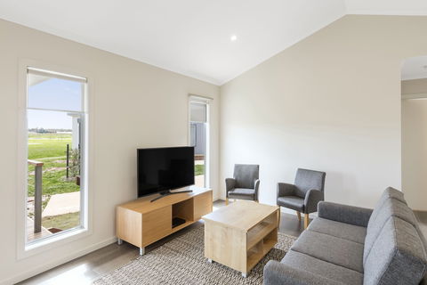 RACV Cobram Resort - Accommodation Sunshine Coast 3