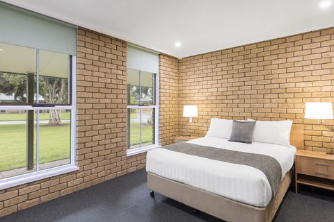 RACV Cobram Resort - Accommodation Sunshine Coast 4