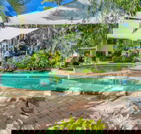 Beachfront Apartments on Trinity Beach - Accommodation Sunshine Coast