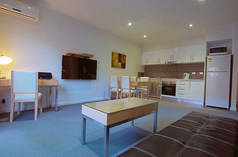 Brighton Serviced Apartments - Accommodation Sunshine Coast 6