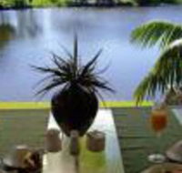 Alexander Lakeside Bed  Breakfast - Accommodation Sunshine Coast
