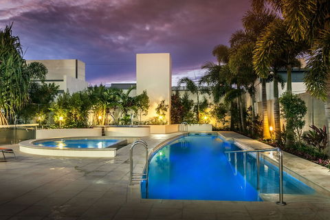 Monaco - Accommodation Sunshine Coast 1