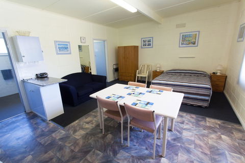 Modra's Apartments - Accommodation Sunshine Coast 3