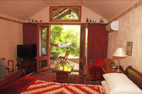 Fawkes House Country Spa Retreat - Accommodation Sunshine Coast 5
