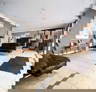 Duke's Apartments - Accommodation Sunshine Coast