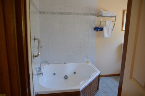 Avoca Cottages - Accommodation Sunshine Coast 3