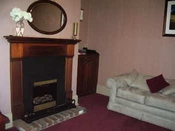 Bonney's Inn - Accommodation Sunshine Coast 4