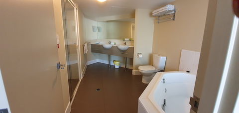 Pier Resort - Accommodation Sunshine Coast 4