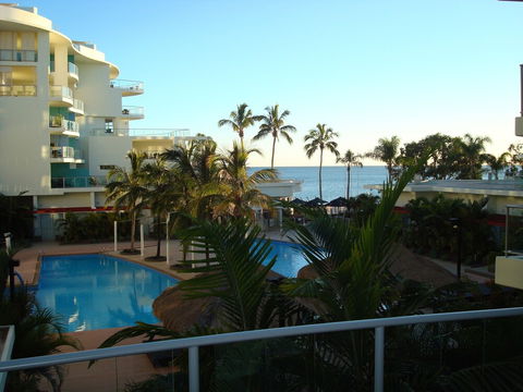 Pier Resort - Accommodation Sunshine Coast 1