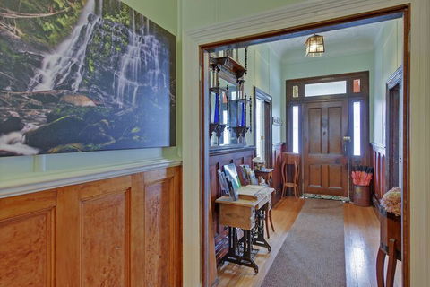 Mt Lyell Anchorage - Accommodation Sunshine Coast 1