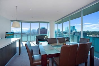 Astra Apartments - St Kilda Rd - Accommodation Sunshine Coast 1