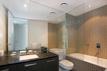 Astra Apartments - St Kilda Rd - Accommodation Sunshine Coast 4