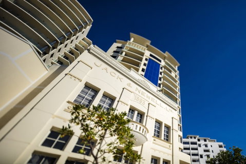 Jack & Newell Holiday Apartments - Accommodation Sunshine Coast 0