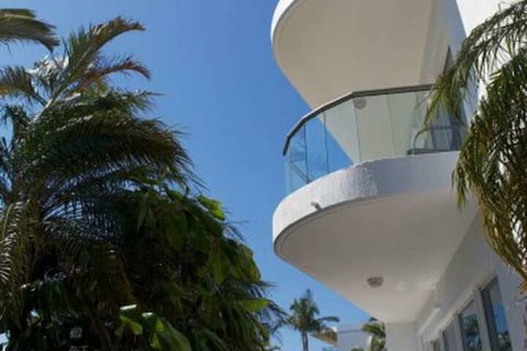 Arc Resort - Accommodation Sunshine Coast 4