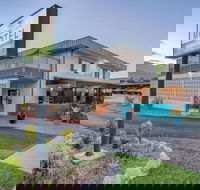Demi View Motel - Accommodation Sunshine Coast