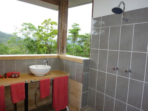 Wompoo Eco Retreat - Accommodation Sunshine Coast 6