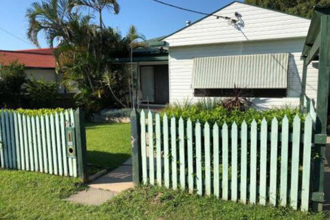 Jean Street Home Away From Home - Accommodation Sunshine Coast 0