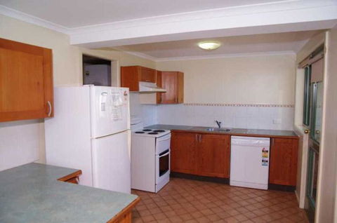Beachfront 5 25 Willow Street - Accommodation Sunshine Coast 5