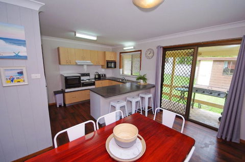 Breakaway 11 Scott Street - Accommodation Sunshine Coast 6