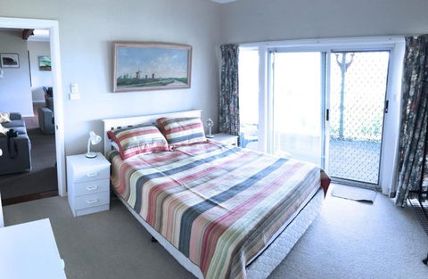 Endless Summer 12 Stewart Street - Accommodation Sunshine Coast 3