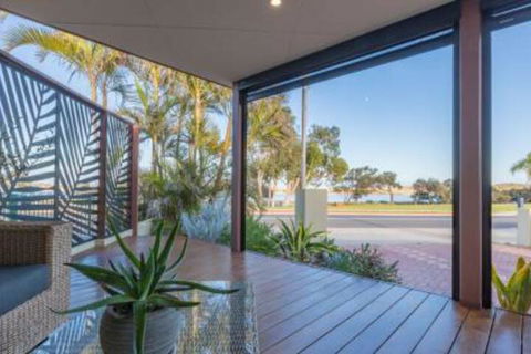 Starboard Views Kalbarri River Front Apartment - Accommodation Sunshine Coast 2