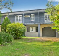 Bonny Beach House Holiday accommodation with pool - Accommodation Sunshine Coast