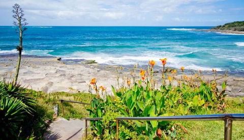 Suncrest 3 - Accommodation Sunshine Coast 2