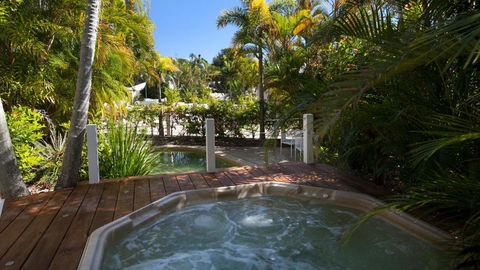 Utopia Beach House - Accommodation Sunshine Coast 4