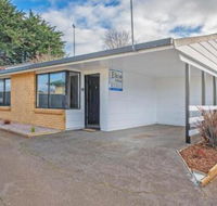 Elkie Villa 2 Bedroom Unit Burnie - Accommodation Sunshine Coast