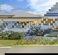 Merri Place - Accommodation Sunshine Coast