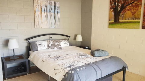 Stay Awhile In Port Pirie Min Stay 4 Nights - Accommodation Sunshine Coast 1