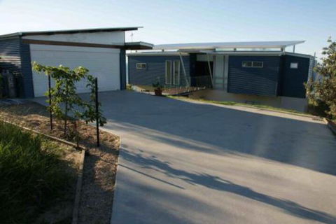 Allure - Accommodation Sunshine Coast 4