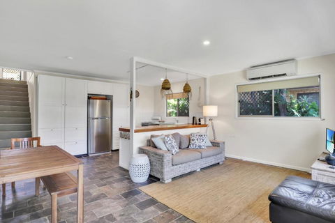 16 Bigoon Road - Accommodation Sunshine Coast 6