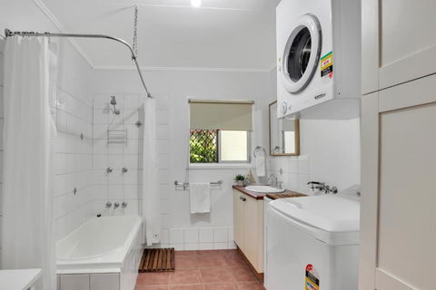 16 Bigoon Road - Accommodation Sunshine Coast 3