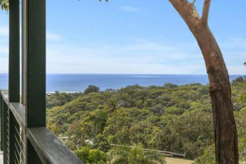 Eyrie - Accommodation Sunshine Coast 7
