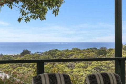 Eyrie - Accommodation Sunshine Coast 2