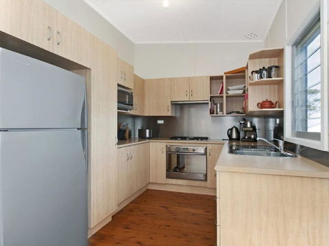 Urchins Funky Comfort & Style - Accommodation Sunshine Coast 3
