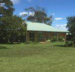At HOME on HOLMES - Accommodation Sunshine Coast