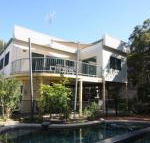 20 Orania Court Spacious home with swimming pool - Accommodation Sunshine Coast
