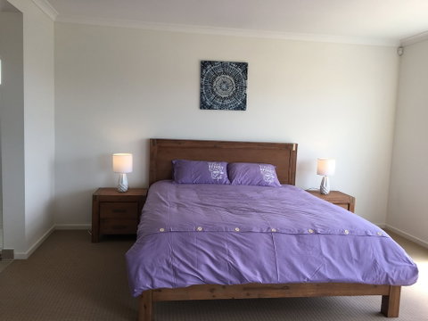 Apple House Point Cook - Accommodation Sunshine Coast 5