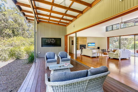 Calanthe Acreage Doonan - Accommodation Sunshine Coast 5
